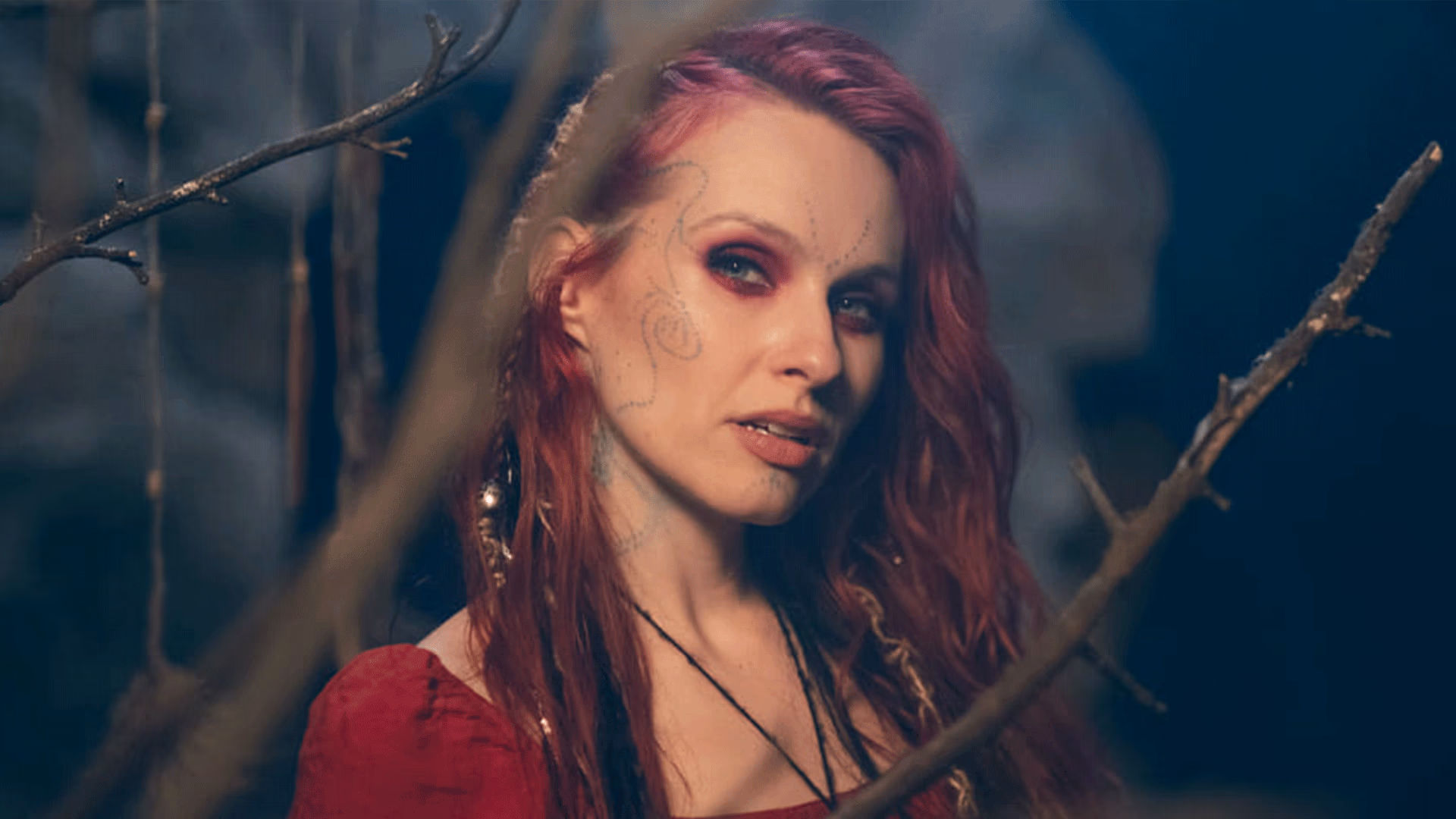 %100 Metal Sunar: Fabienne Erni