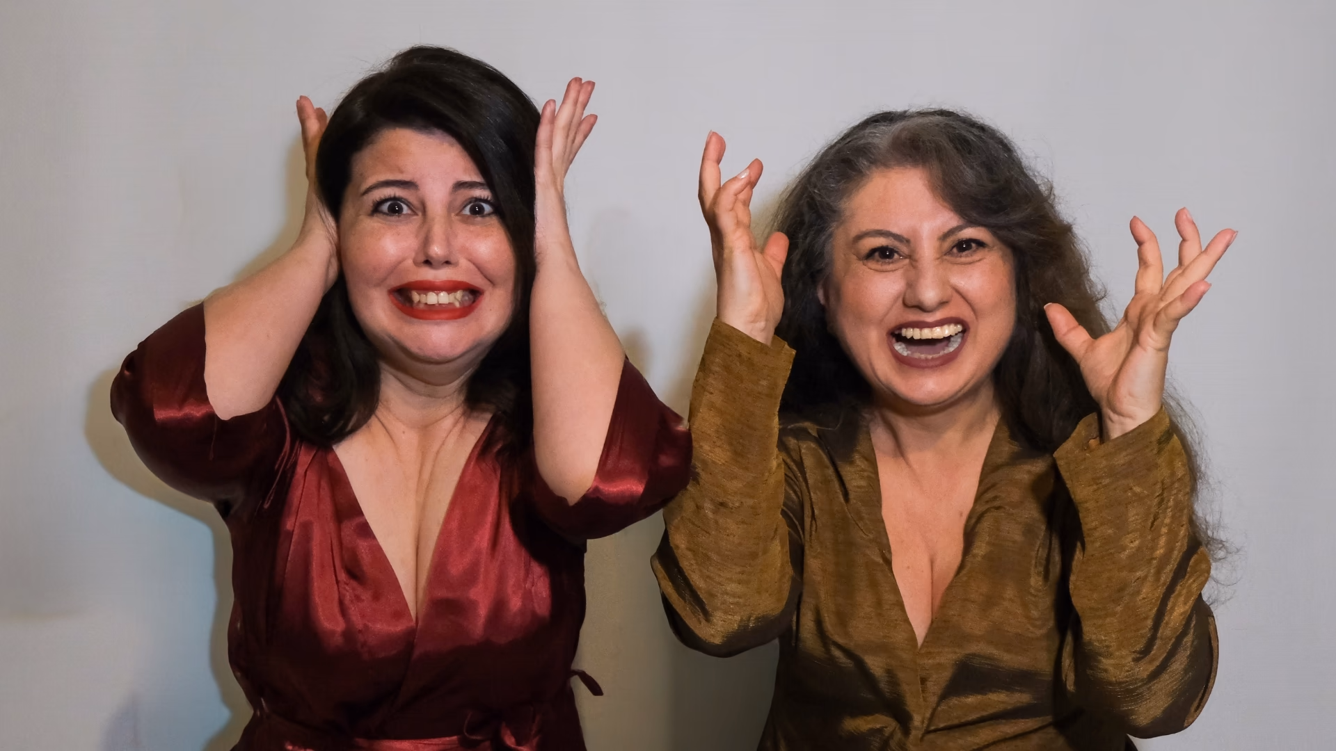 İki Kız Kardeş & Bir Düğün