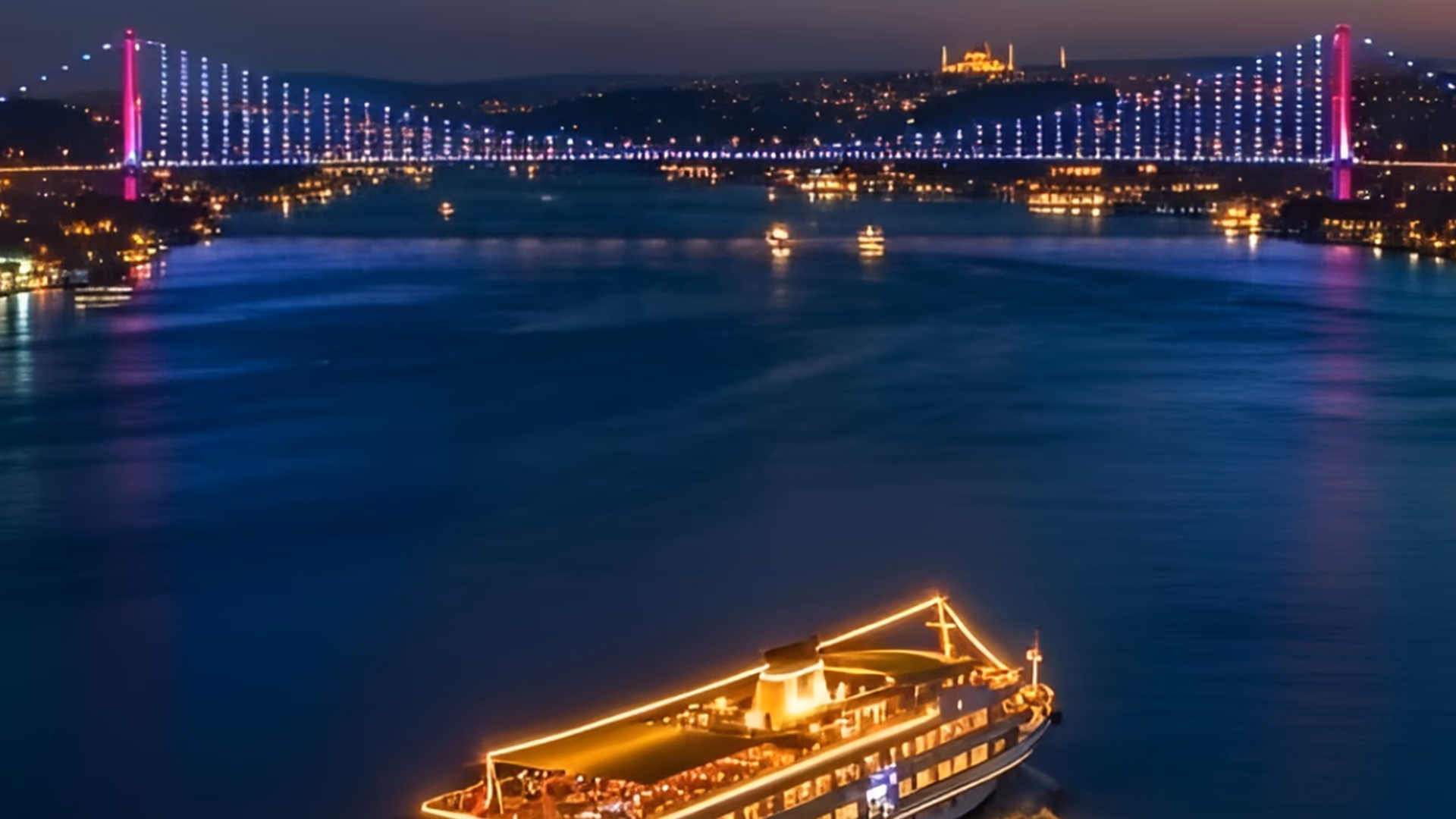 Boğazda Akşam Yemeği Turu