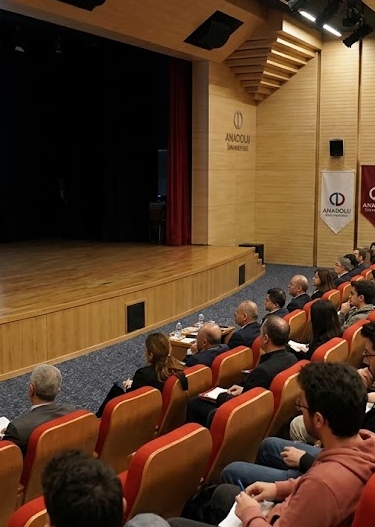 Zirve "Alışılmışın Dışında"