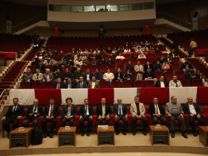 Şırnak’ta “Dostluğun Sesi Fethi Gemuhluoğlu” Paneli Düzenlendi